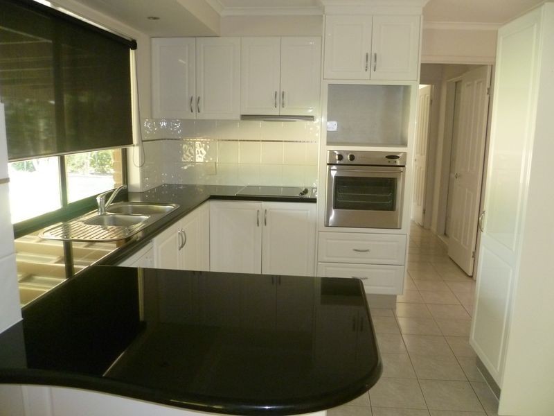 37 Catherine Street, Birkdale QLD 4159