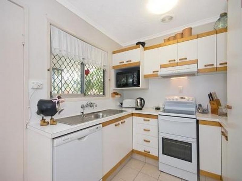 21 Cowper Avenue, Eagleby QLD 4207