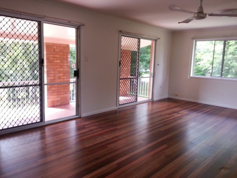 233 Redland Bay Road, Capalaba QLD 4157