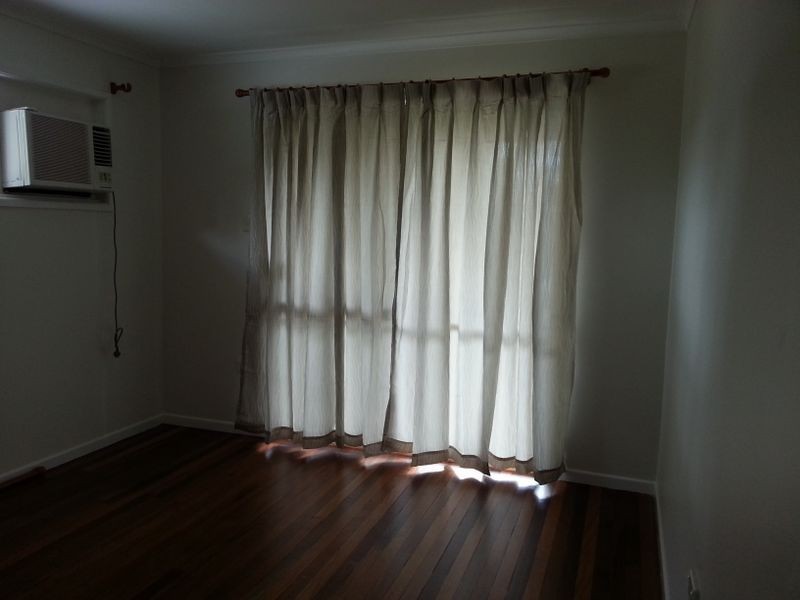 233 Redland Bay Road, Capalaba QLD 4157