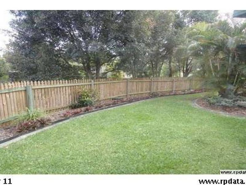 1 Harris Place, Seventeen Mile Rocks QLD 4073