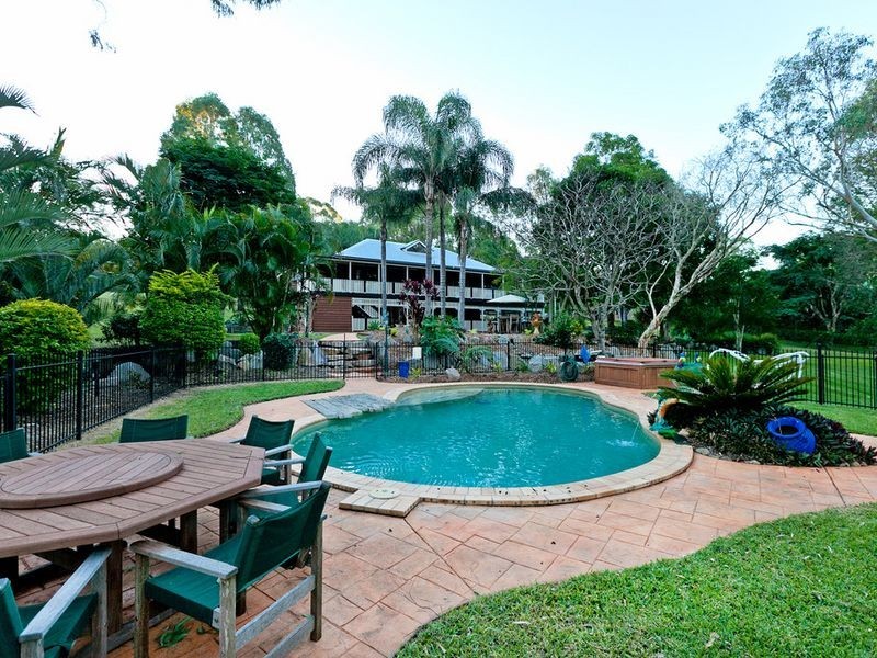 14 Parkwood Drive, Capalaba QLD 4157