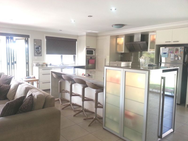 84 Dinwoodie Road, Thornlands QLD 4164