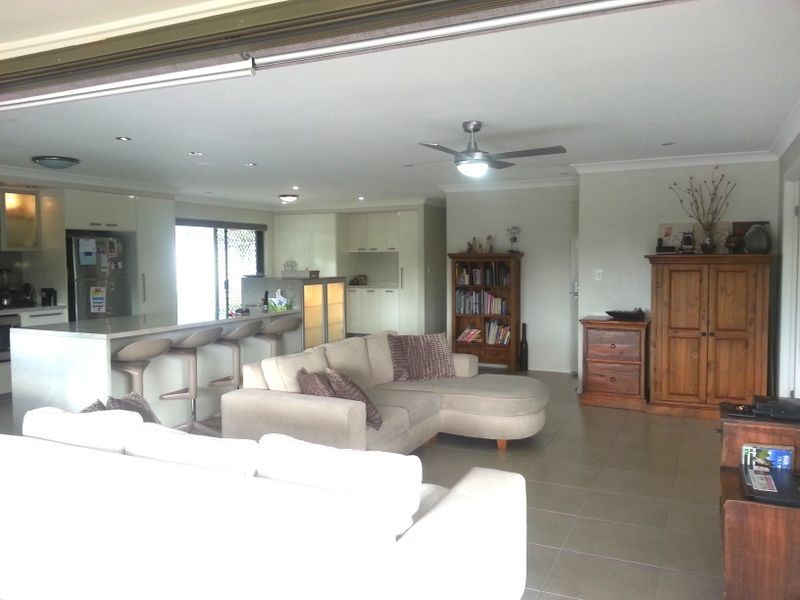 84 Dinwoodie Road, Thornlands QLD 4164
