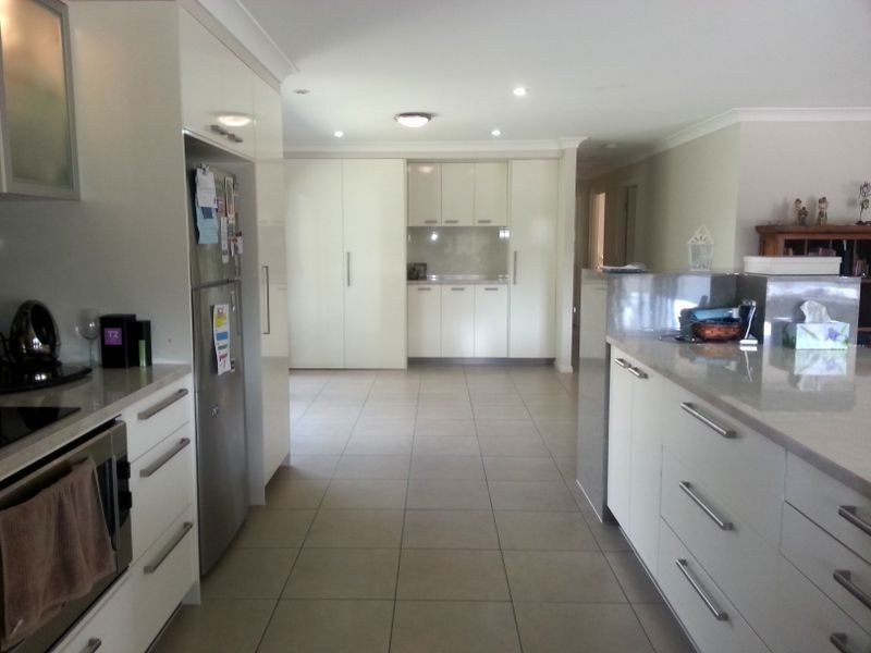 84 Dinwoodie Road, Thornlands QLD 4164