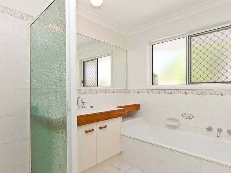 16 Grosvenor Court, Wellington Point QLD 4160