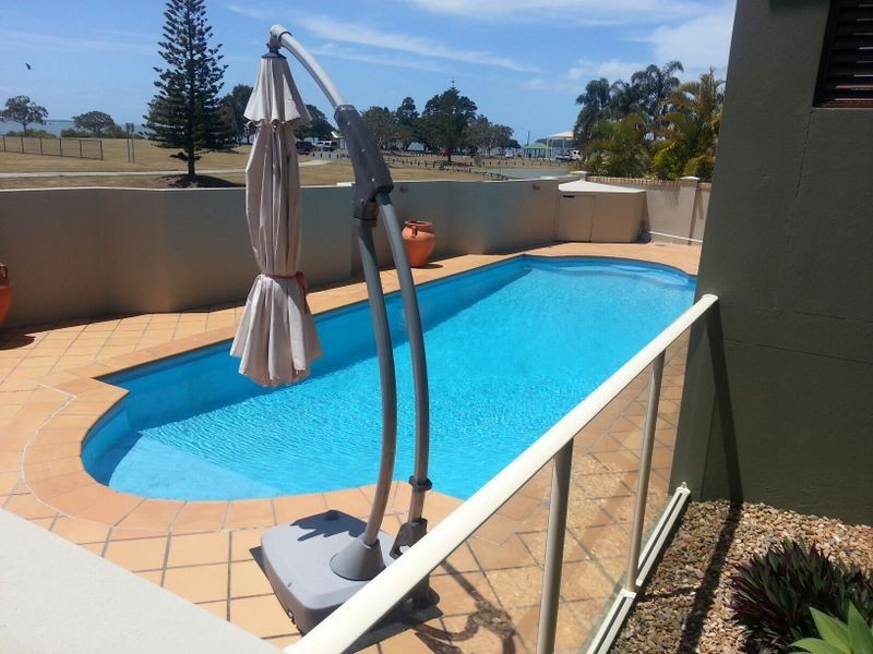 10 Commodore Drive, Birkdale QLD 4159