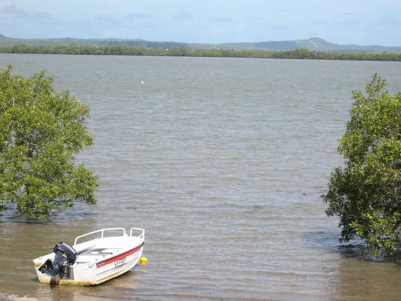 7A Waterfront Easement, Redland Bay QLD 4165