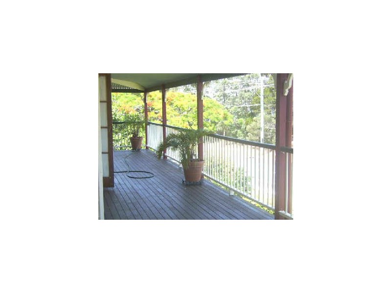 89 Main Road, Wellington Point QLD 4160