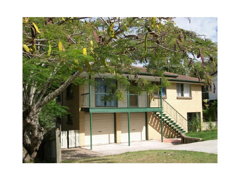 18 Cambridge Dr, Alexandra Hills QLD 4161
