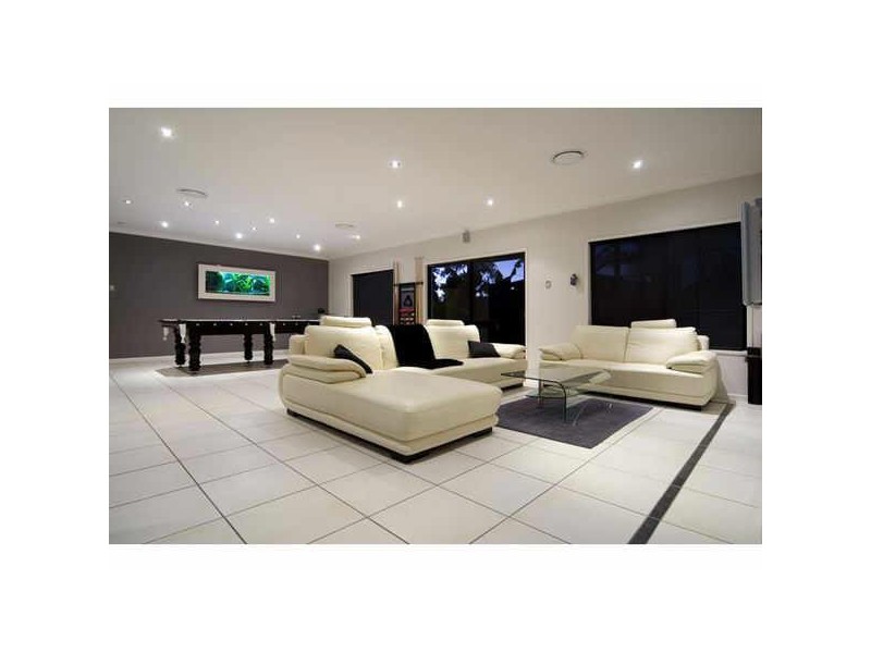 4 Agnes St, Birkdale QLD 4159