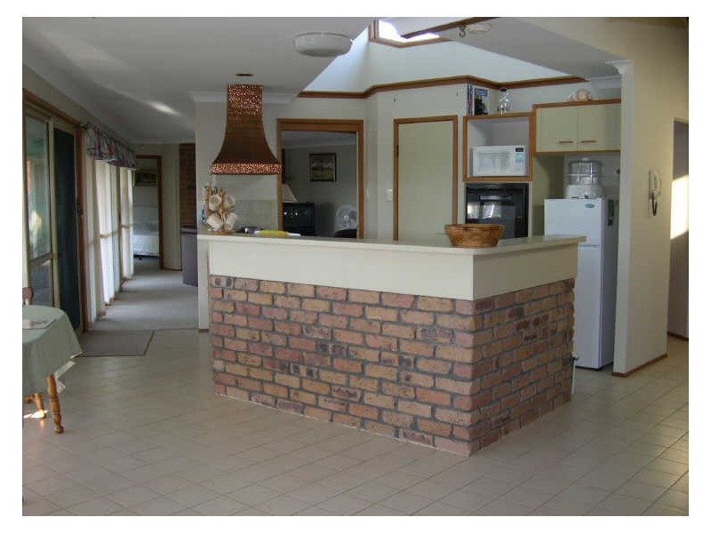 3 Voyagers Court, Cleveland QLD 4163