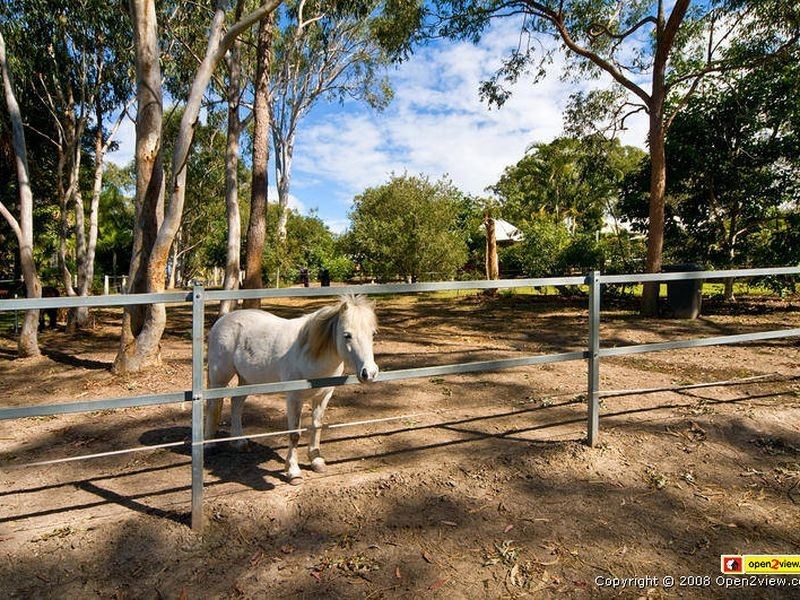 2 Solway Crescent, Carbrook QLD 4130