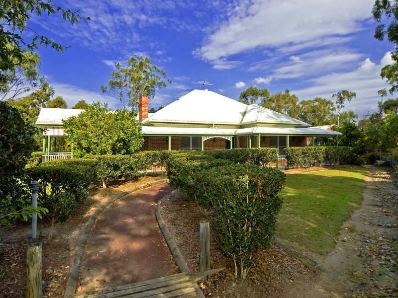 2 Solway Crescent, Carbrook QLD 4130