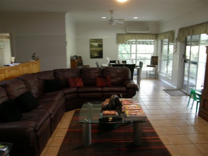 2 Solway Crescent, Carbrook QLD 4130