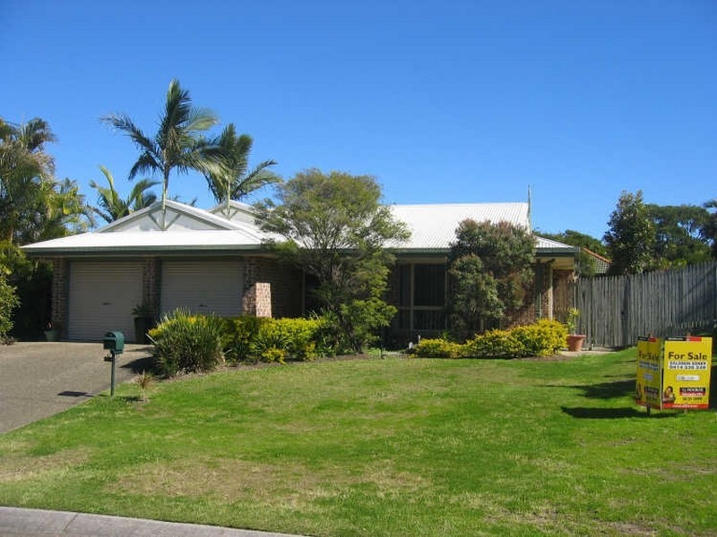 8 Ashwood Cct, Birkdale QLD 4159