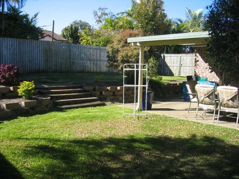 8 Ashwood Cct, Birkdale QLD 4159