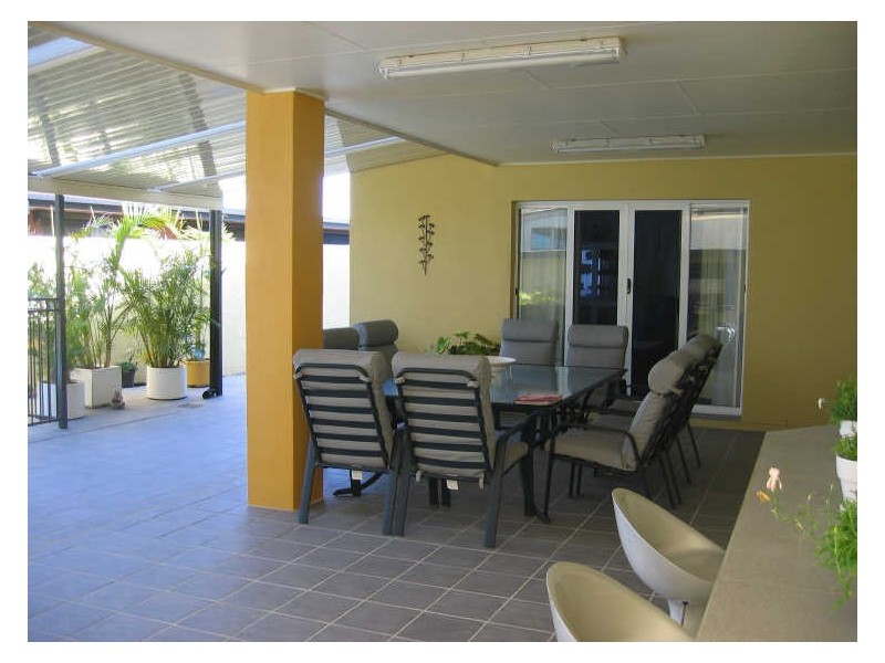 3 Sternlight Crt, Cleveland QLD 4163
