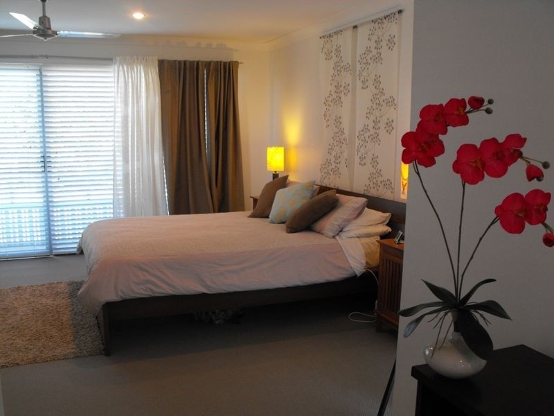 32 Bayview Street, Wellington Point QLD 4160