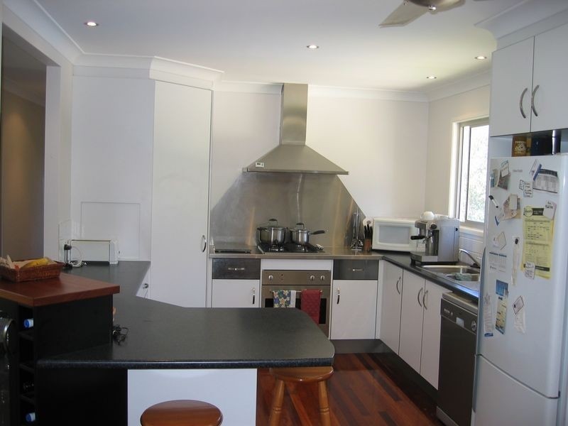 67 Burbank Road, Birkdale QLD 4159