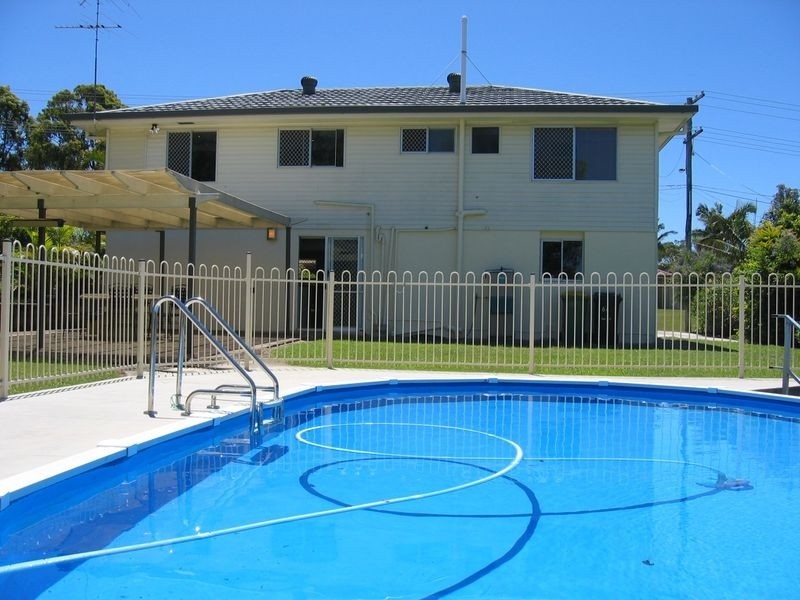 67 Burbank Road, Birkdale QLD 4159