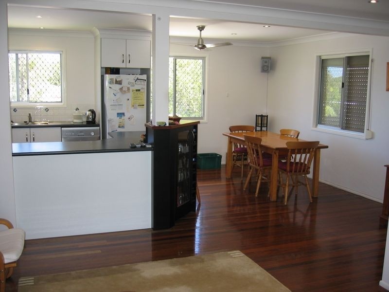 67 Burbank Road, Birkdale QLD 4159