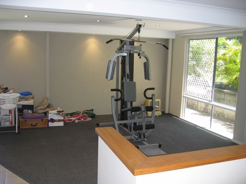 67 Burbank Road, Birkdale QLD 4159