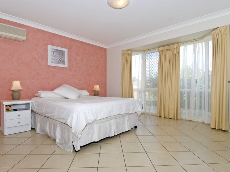 21 Creswick Place, Birkdale QLD 4159