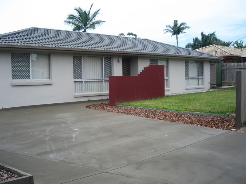 12 Camira St, Alexandra Hills QLD 4161