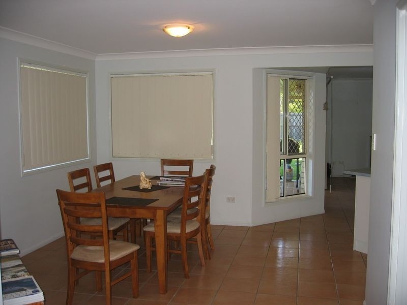 10 Parker Ct, Wakerley QLD 4154