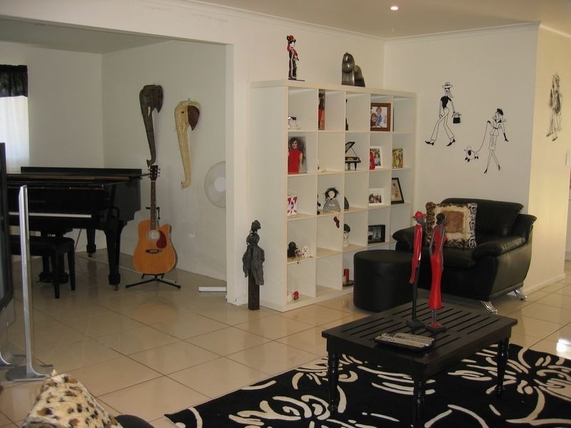 17 Sandringham St, Alexandra Hills QLD 4161