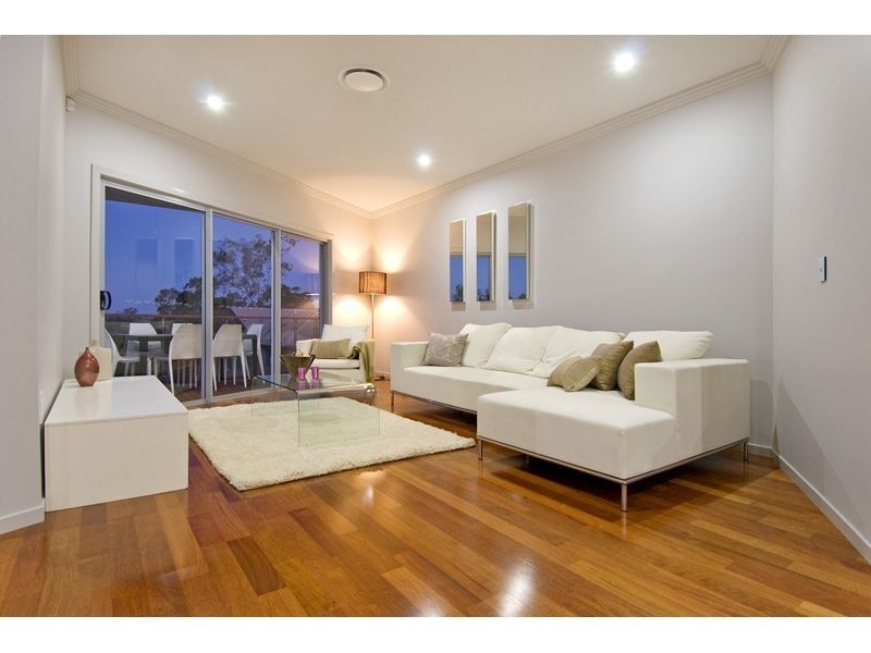 339 Main Road, Wellington Point QLD 4160