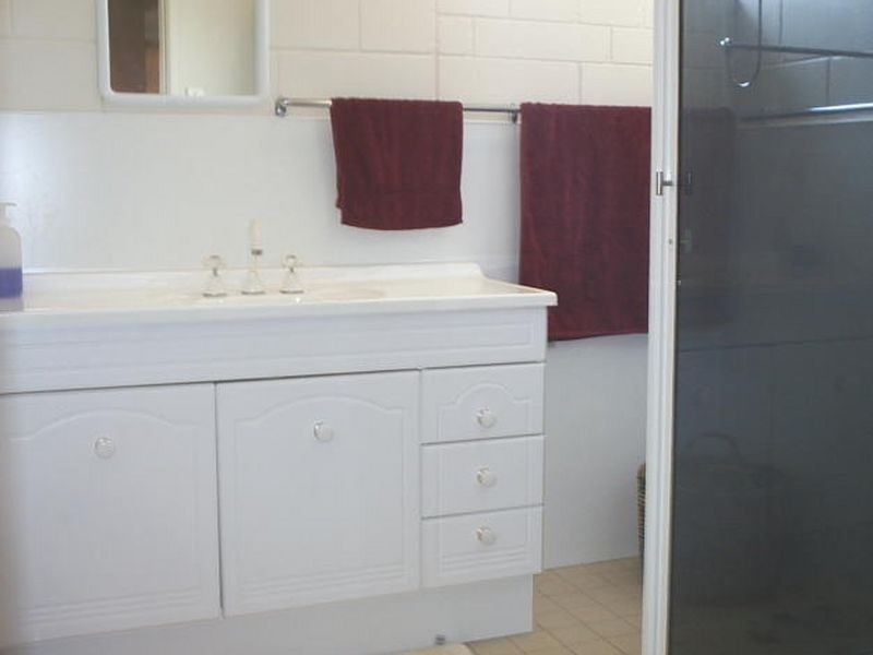 4/221 Middle Street, Cleveland QLD 4163