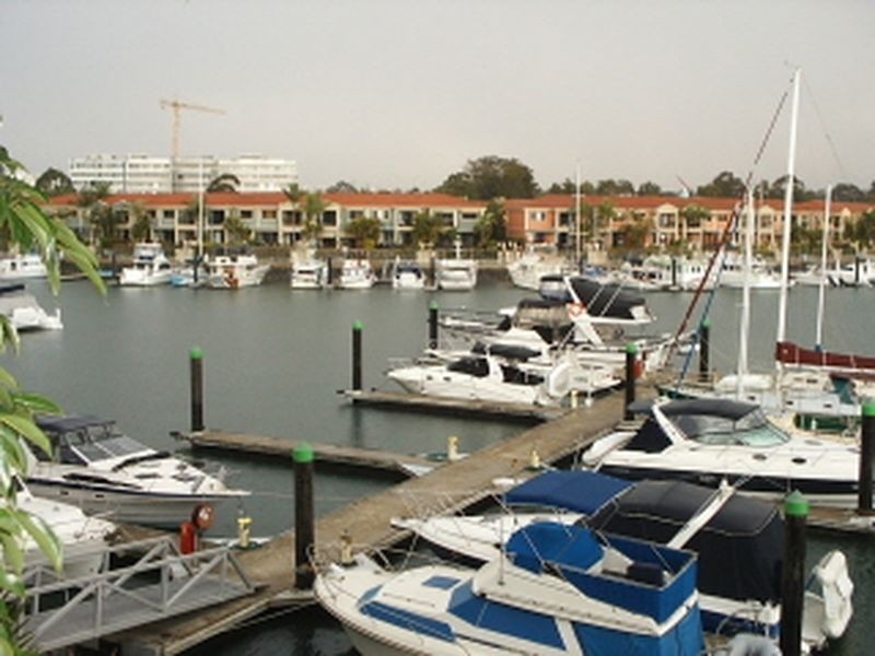 4/221 Middle Street, Cleveland QLD 4163