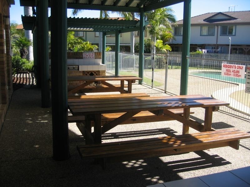 27/9 Bayside Crt, Thorneside QLD 4158