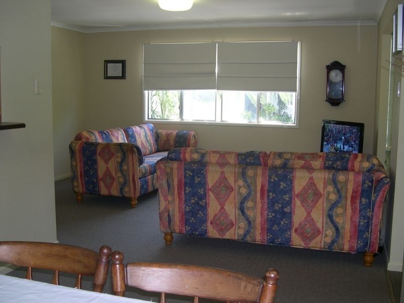 12 Cavell St, Birkdale QLD 4159