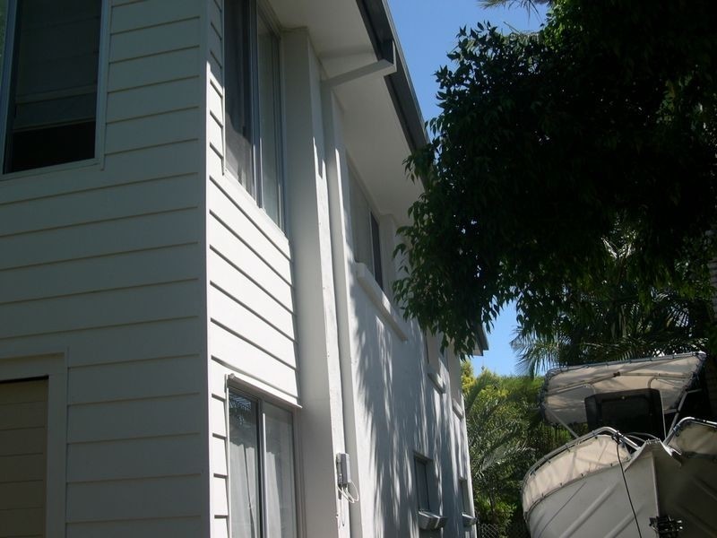 12 Cavell St, Birkdale QLD 4159