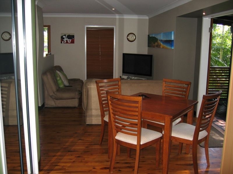 33 Bates Drive, Birkdale QLD 4159