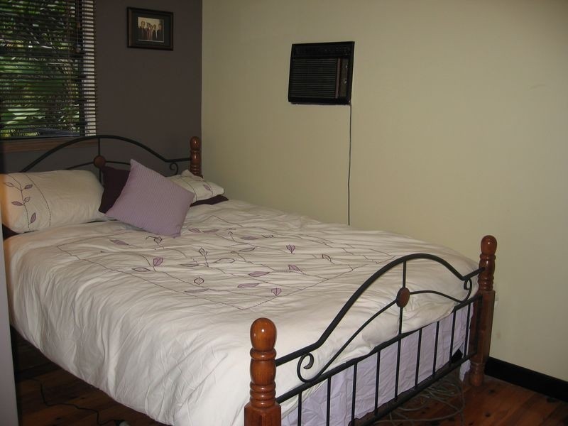 33 Bates Drive, Birkdale QLD 4159