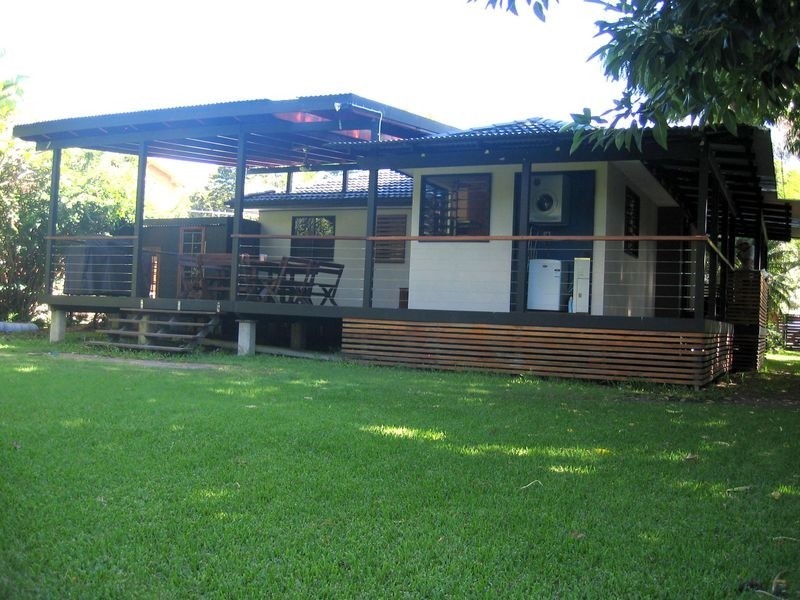 33 Bates Drive, Birkdale QLD 4159