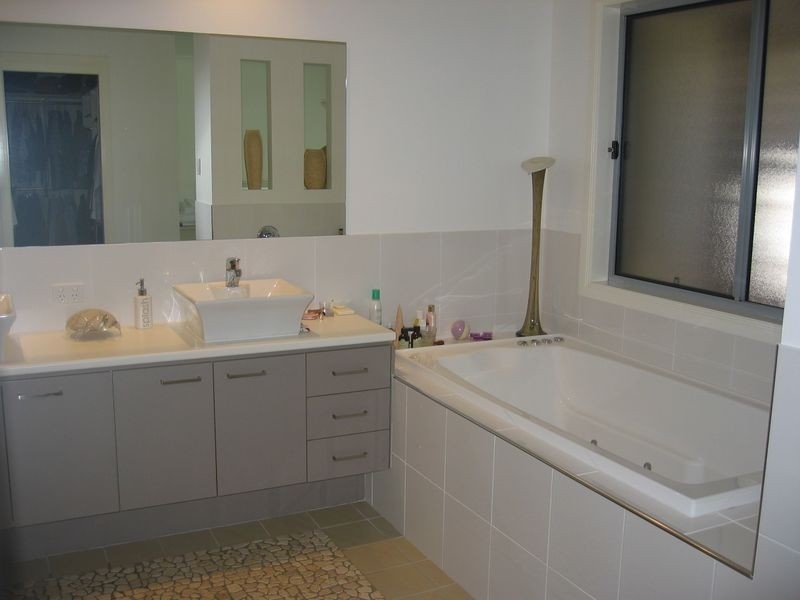 Redland Bay QLD 4165