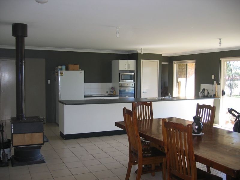 86 Rose Avenue, Minden QLD 4311