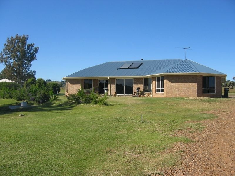 86 Rose Avenue, Minden QLD 4311