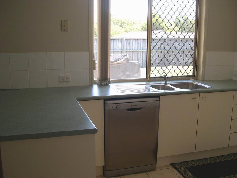 10 Ransom Place, Wakerley QLD 4154