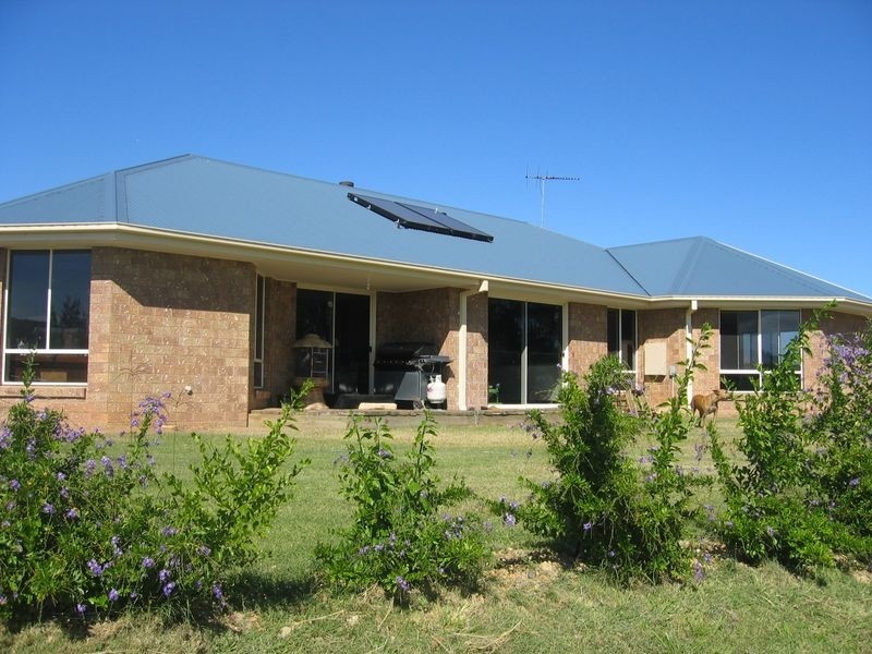 86 Rose Avenue, Minden QLD 4311