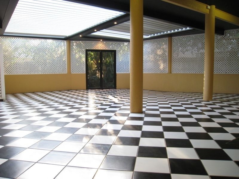 1 Sirocco Court, Ormiston QLD 4160