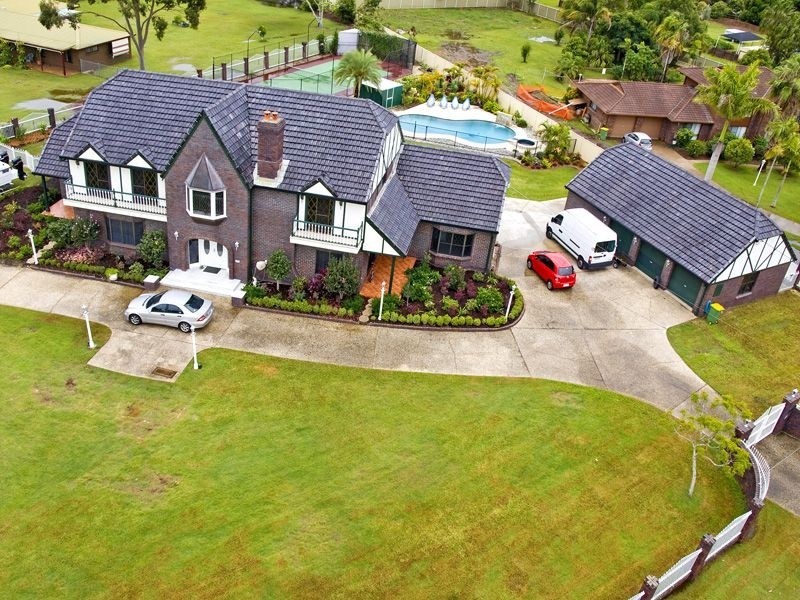 15 St James Road, Birkdale QLD 4159