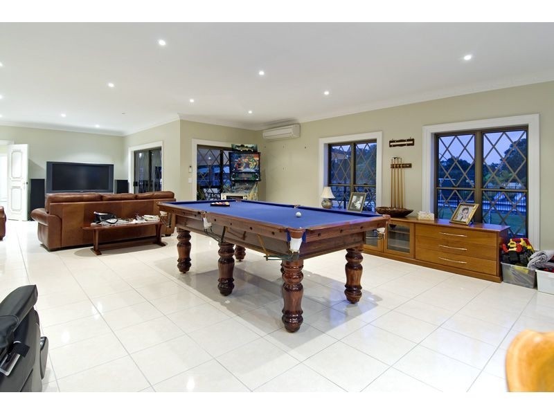 15 St James Road, Birkdale QLD 4159