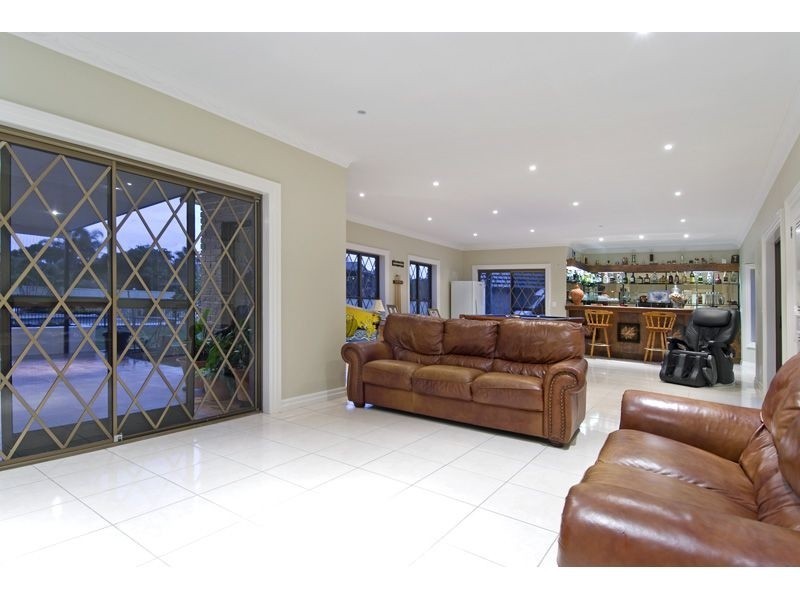 15 St James Road, Birkdale QLD 4159