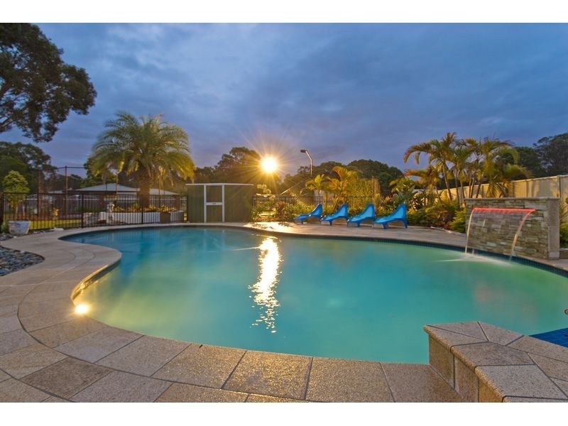 15 St James Road, Birkdale QLD 4159